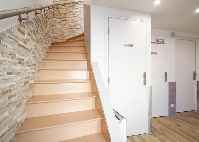 Promenade D'automne - Netflix & Wifi - Climatisation- Parking Gratuit - Check-in 24h24 - Emplacement Velos - Goodmarning * Châlons-en-Champagne